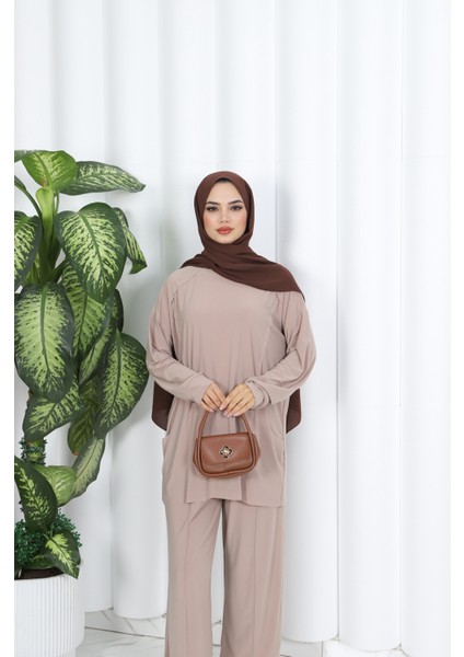 Cepli Sandy Pantolonlu Takım modelleri