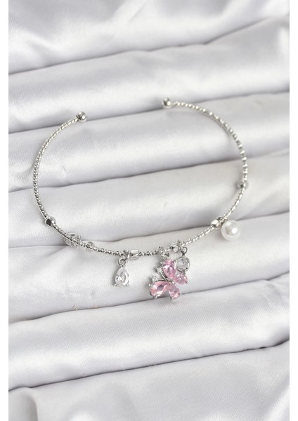 Pembe Kelebek Charmlı Gümüş Renk Kadın Bileklik - TJ-BB8032