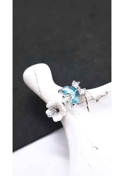 Yaprak Çiçek Taşlı Mineli Çelik Kaplama Yüzük indirimleri