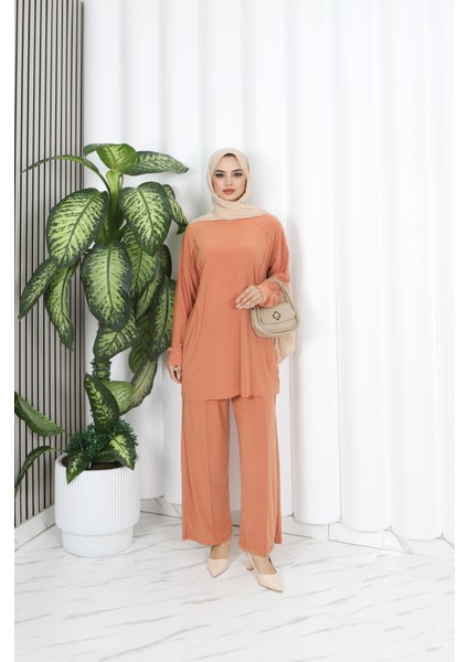 Cepli Sandy Pantolonlu Takım