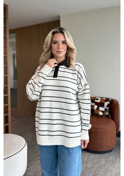 Beyaz Siyah Çizgili Kazak -1510