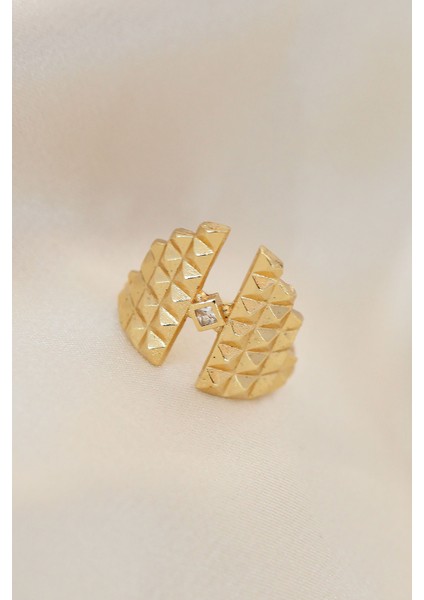 Ayarlamalı Gold Renk Metal Zirkon Taşlı Piramit Yüzük - Lisinya