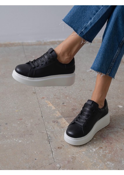 Varen Siyah Hakiki Deri Kadın Spor Ayakkabi modelleri