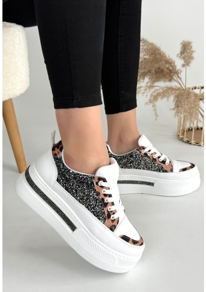 Lawin Beyaz Cilt Siyah Simli Bağcıklı Spor Ayakkabı - Lisinya