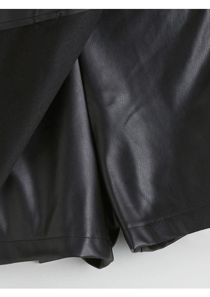 Deri Görünümlü Kız Çocuk Şort Etek ve Külotlu Çorap (W5) fırsatları