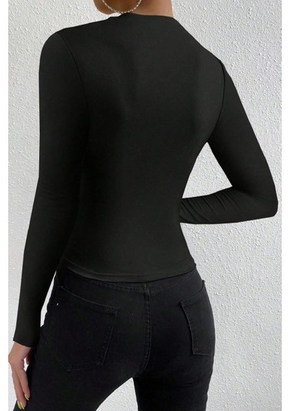 Kadın Siyah Belden ve Boyundan Büzgü Detaylı Uzun Kollu Bluz fiyatları