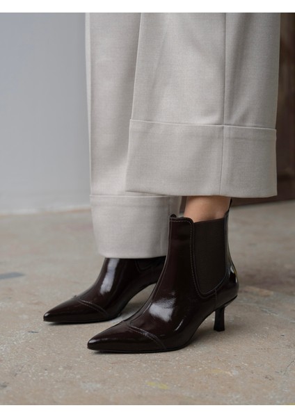 Kloyd Kahve Rugan Hakiki Deri Kadın Bot modelleri