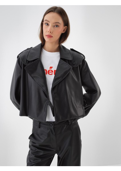 Kadın Siyah Deri Görünümlü Oversize Ceket