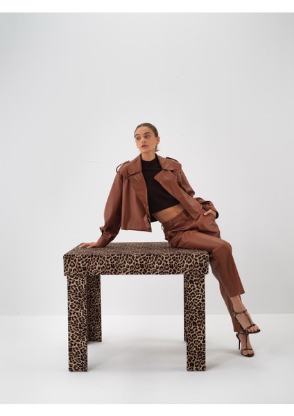 Kadın Camel Deri Görünümlü Oversize Ceket indirimleri