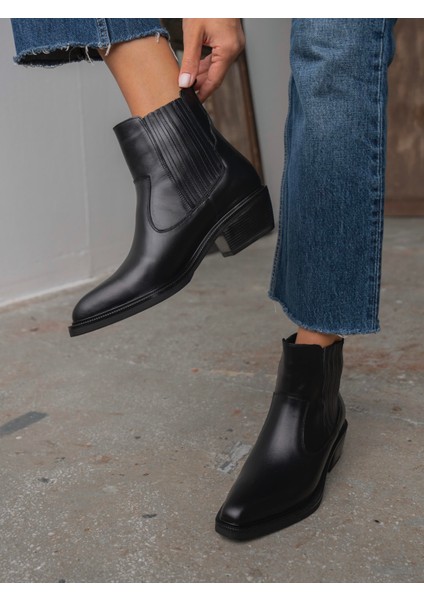 Konate Siyah Hakiki Deri Bot fırsatları