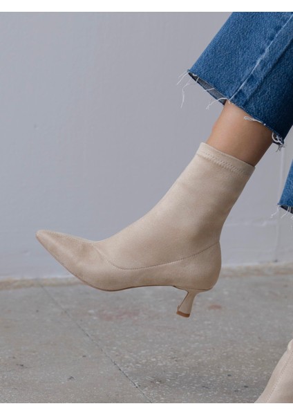 Bobby Streç Bej Süet Bot