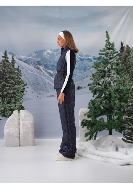 Kadın Lacivert Formunu Koruyan Regular Fit Yelek