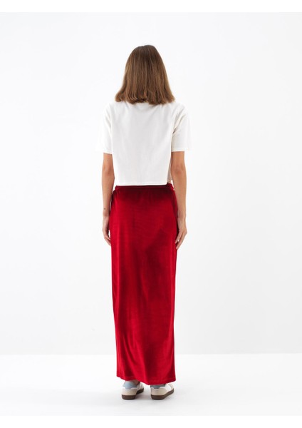 Kadın Kırmızı Lüks Dokulu Soft Kadife Regular Fit Etek
