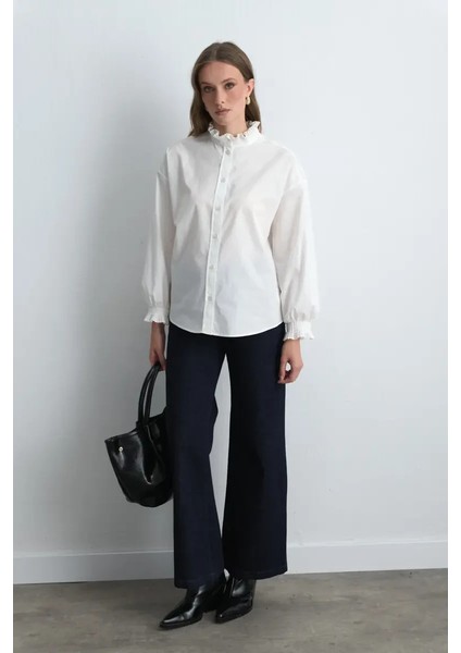 Yakası ve Kolu Piliseli Koton Gömlek - Beyaz fiyatları