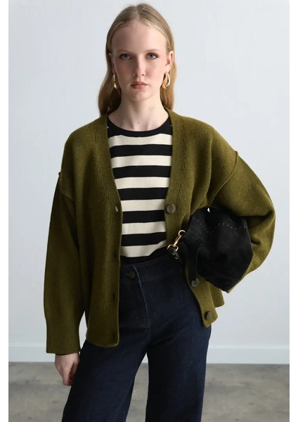 Zımbalı Süet Çanta - Siyah fiyatları