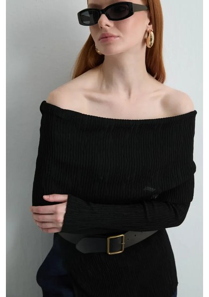 Madonna Yaka Rayon Triko Bluz - Siyah