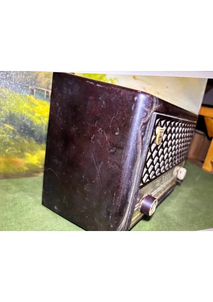 Dekorluk Antika Radyo 27 cm 17 cm 13 cm Ölçülerinde - Çalışmıyor Dekorluktur