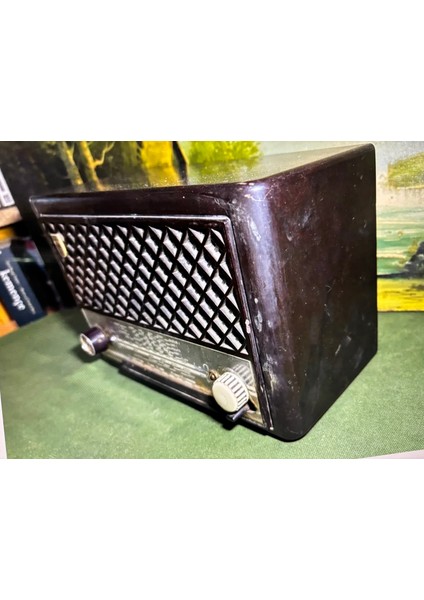 Dekorluk Antika Radyo 27 cm 17 cm 13 cm Ölçülerinde - Çalışmıyor Dekorluktur modelleri