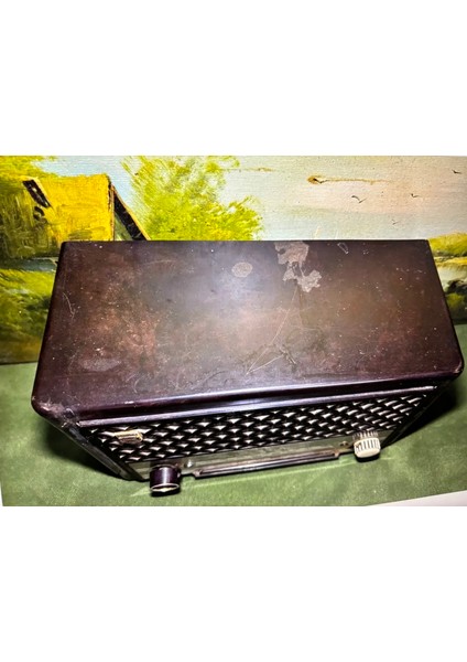 Dekorluk Antika Radyo 27 cm 17 cm 13 cm Ölçülerinde - Çalışmıyor Dekorluktur