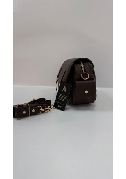 , Toka Aksesuar Detaylı,kapaklı,çok Gözlü, Kahve Kadın Çapraz Çantası fırsatları