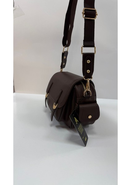 , Toka Aksesuar Detaylı,kapaklı,çok Gözlü, Kahve Kadın Çapraz Çantası fiyatları