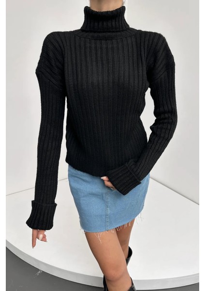 Şerit Desenli Dokulu Boğazlı Triko Kazak modelleri