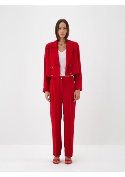 Kadın Kırmızı Formunu Koruyan Regular Fit Ceket indirimleri