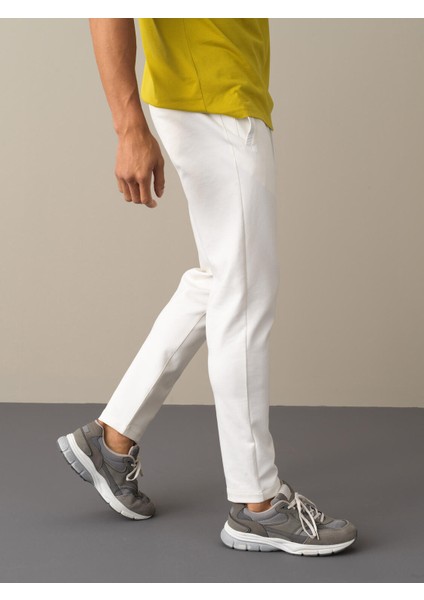 Erkek Beyaz Pamuklu Sweat Pantolon indirimleri