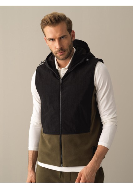 Erkek Haki Regular Fit Polar Yelek