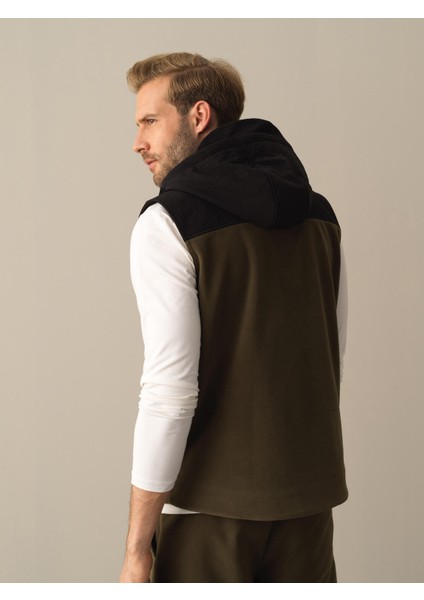 Erkek Haki Regular Fit Polar Yelek