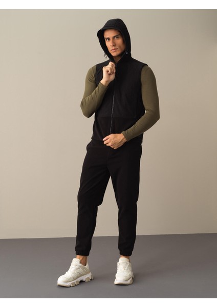 Erkek Siyah Regular Fit Polar Yelek