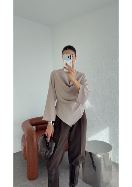 Zımbalı Asimetrik Vizon Bluz modelleri