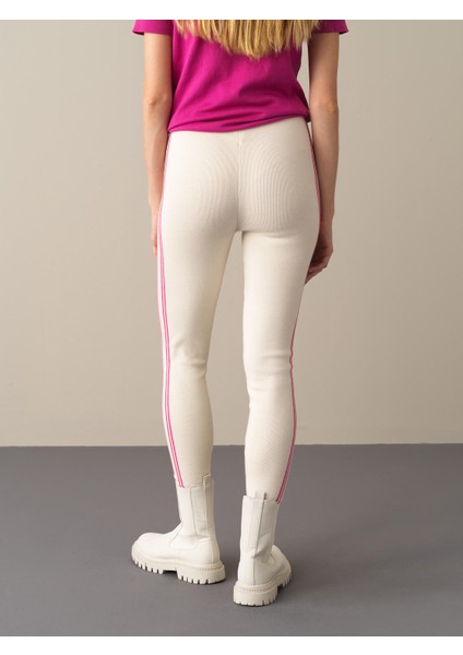 Kadın Ekru Yüksek Bel Slim Fit Triko Tayt