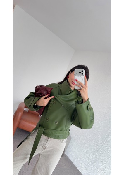 Yeşil Deri Ceket(11 Kasımda Kargolanacaktır,Ön Sipariştir.) fırsatları