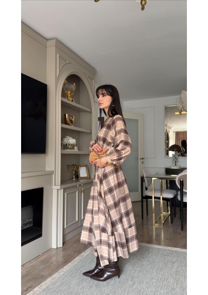 Kahverengi Oduncu Elbise fiyatları