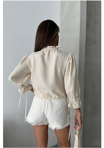 Siyah Dantel Detaylı Bluz modelleri