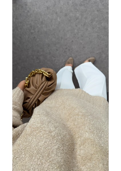 Krem Buklet Kazak fırsatları