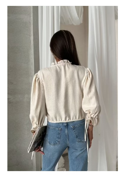 Siyah Dantel Detaylı Bluz indirimleri