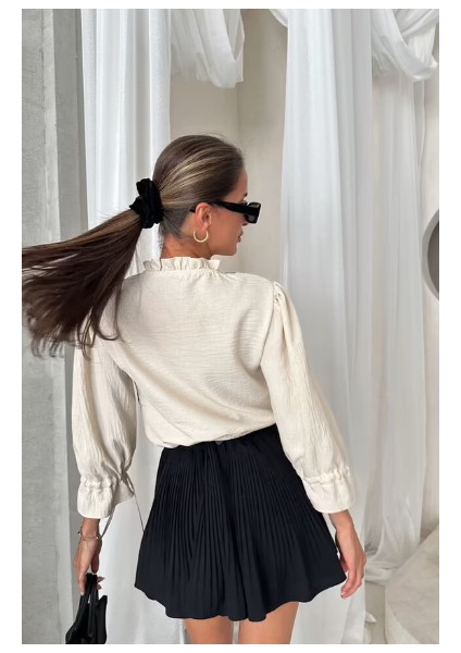 Siyah Dantel Detaylı Bluz modelleri