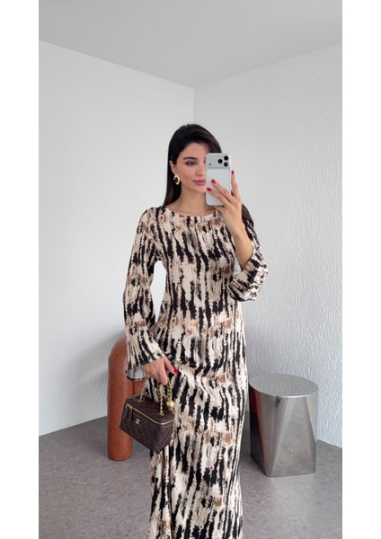 Uzun Batik Elbise