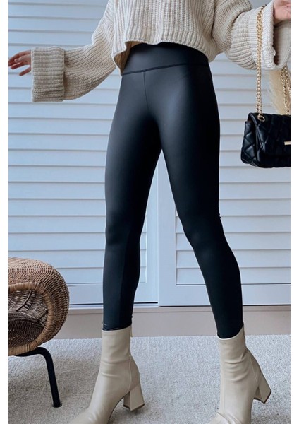 Kadın Siyah Yüksek Bel Mat Deri Tayt