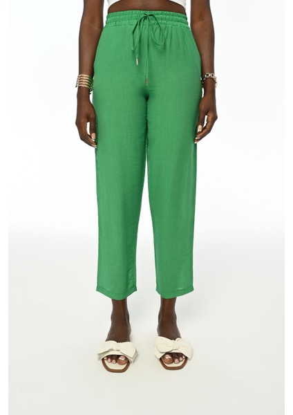 Kadın Beli Lastikli Rahat Kalıp Düz Renk Pantolon