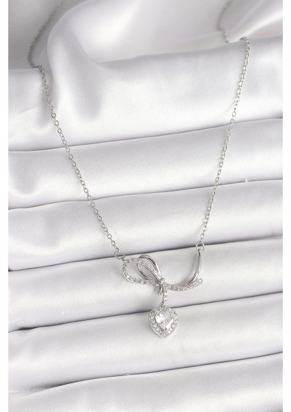 Bfs 316L Çelik Gümüş Renk Zincir Zirkon Taşlı Düğüm Sallantı Kalp Figür Kadın Kolye fiyatları