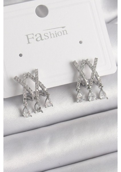 Bfs Pirinç Gümüş Renk Zirkon Taşlı x Model Sallantı Detay Kadın Küpe