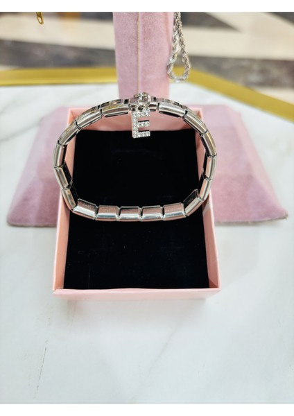 E Harfli Çelik Italyan Charm Bileklik Nomination Yazılı