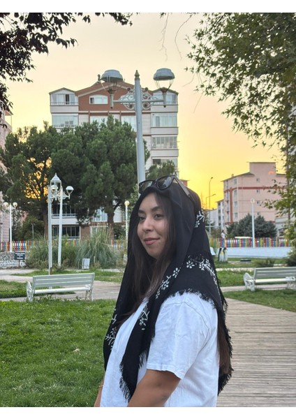 Siyah Baskılı Pamuklu Püsküllü Eşarp Yazma – Günlük ve Çeyizlik Yazma Başörtüsü fiyatları