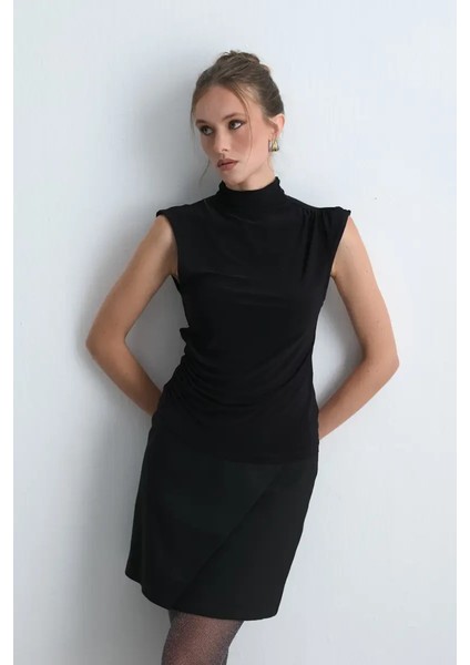 Dik Yakalı Jarse Bluz - Siyah