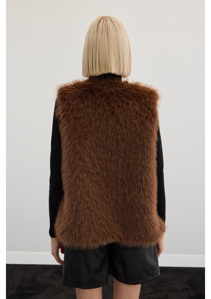 Kolsuz Uzun Yelek - Kahve