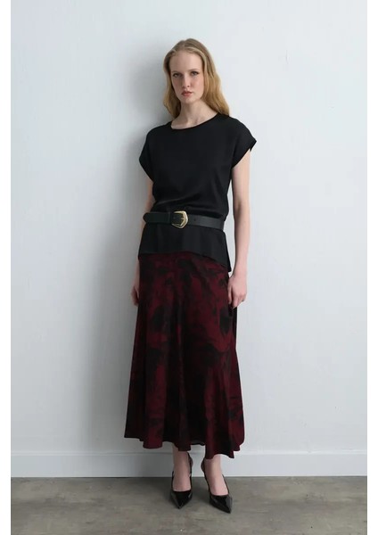 Yuvarlak Yaka Önü Saten Viskon Tshirt - Siyah fiyatları