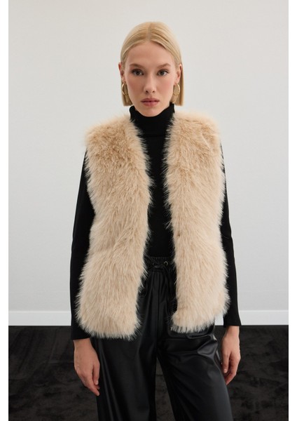 Kolsuz Uzun Yelek - Ekru modelleri